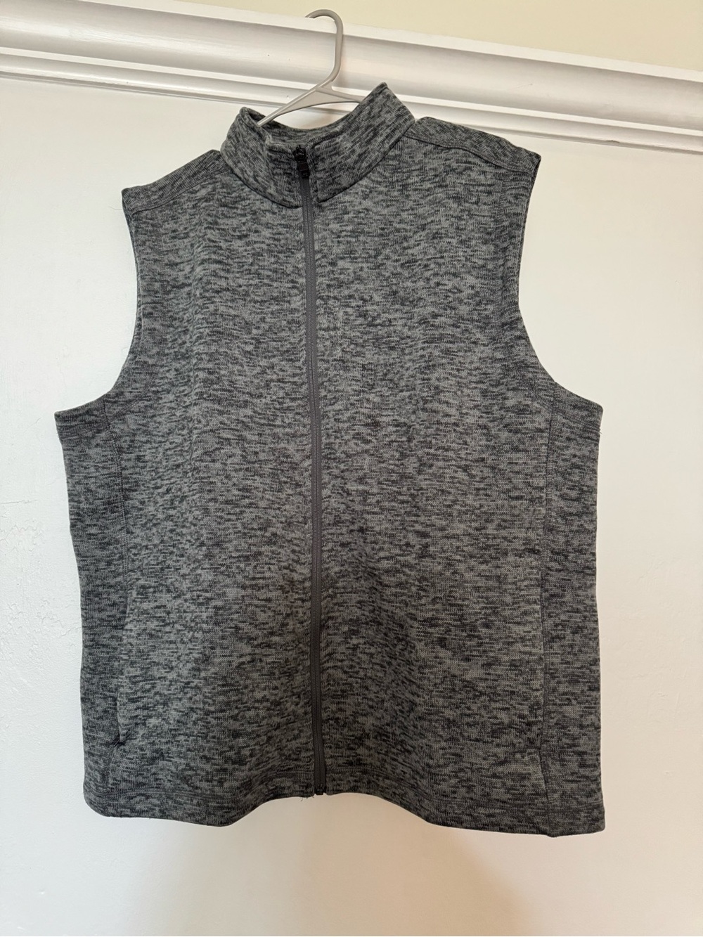 Lands End Men's Grey Sleeveless Fleece Vest